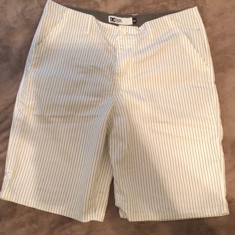 Mens DC apparel shorts